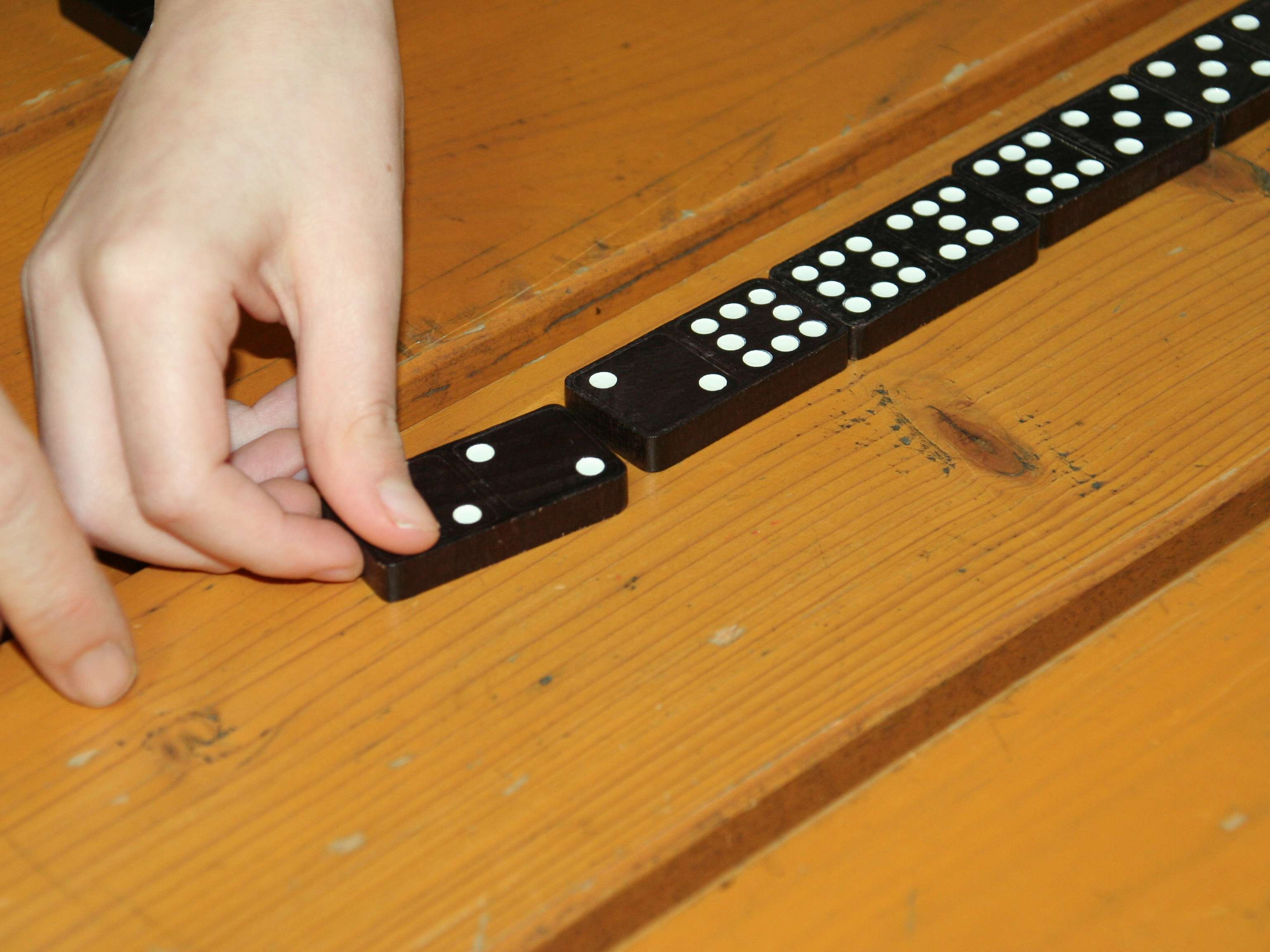  Dominosteine im Rechenunterricht - das Bild wird mit Klick vergrößert 